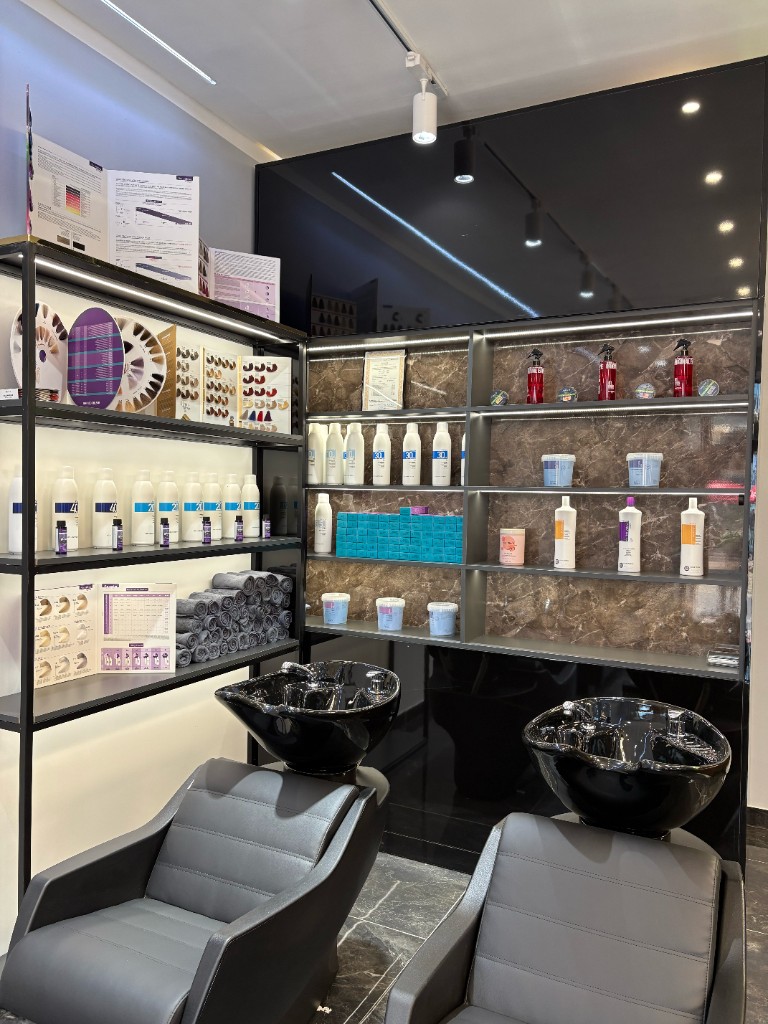 Be. Salon 2